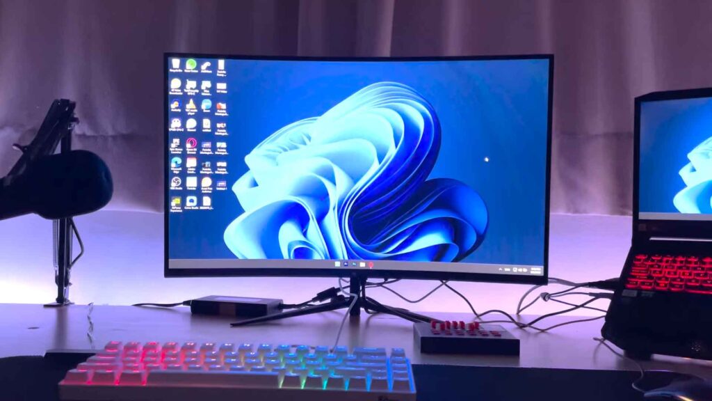 Z Edge UG27 review, Z Edge UG27 gaming monitor, Edge UG27 price, best gaming monitor, 200Hz gaming monitor, curved monitor, PC monitor