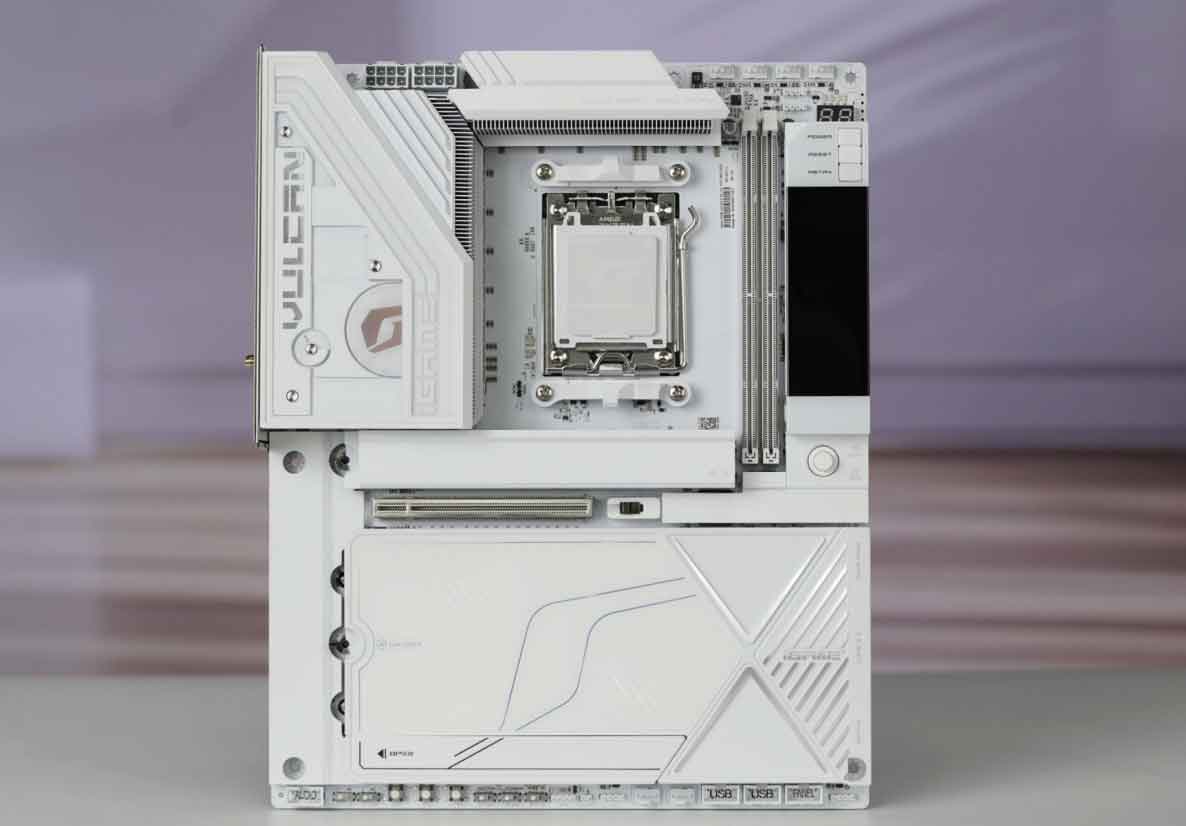 Colorful iGame X870E Vulcan Motherboard