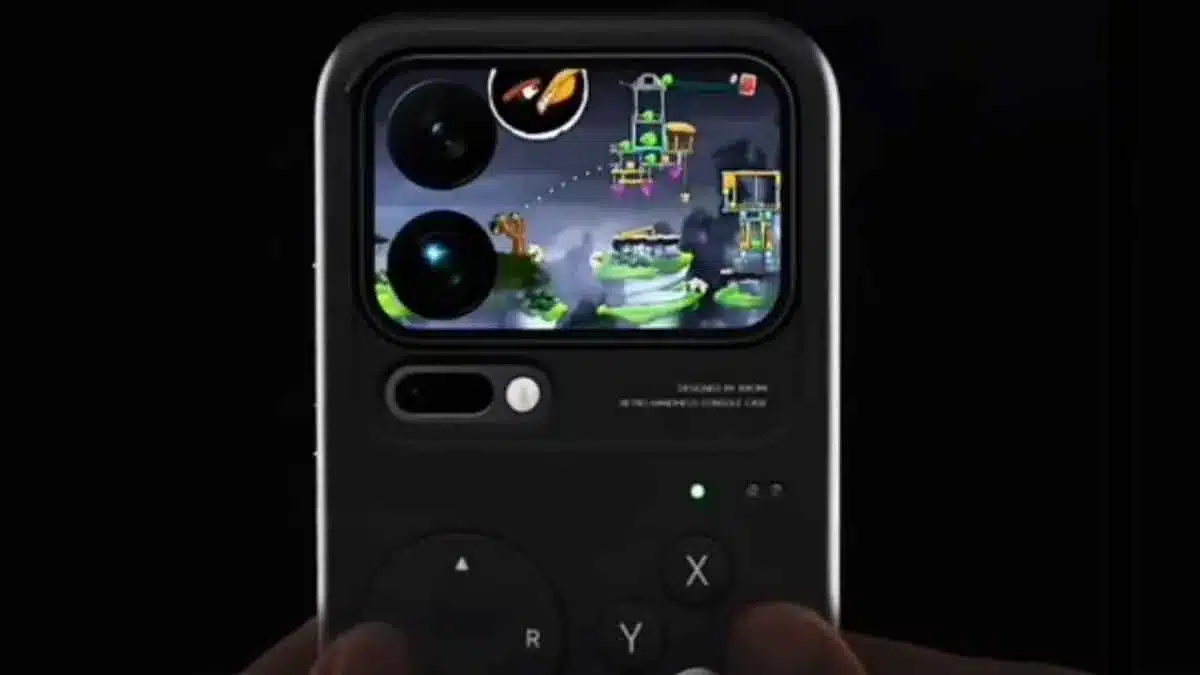 Xiaomi 18 Pro retro handheld console gamepad case playing mini games on the rear display